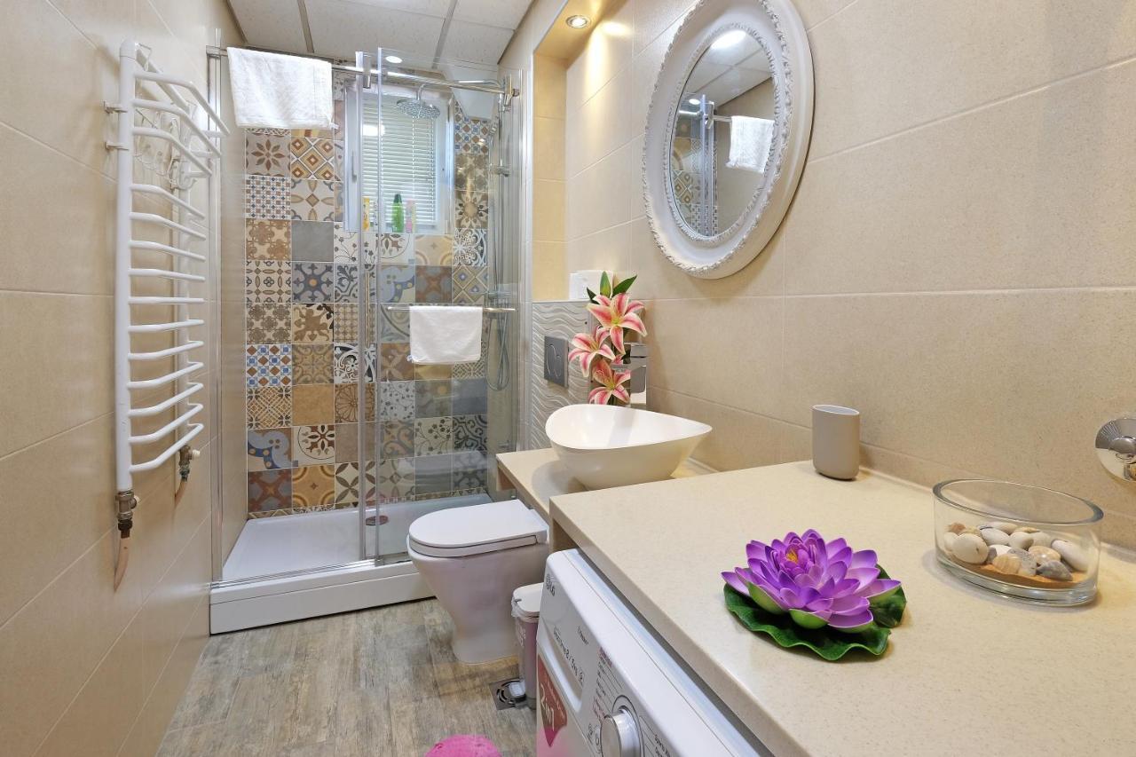Paradise Starry Suite-City Center เบลเกรด ภายนอก รูปภาพ